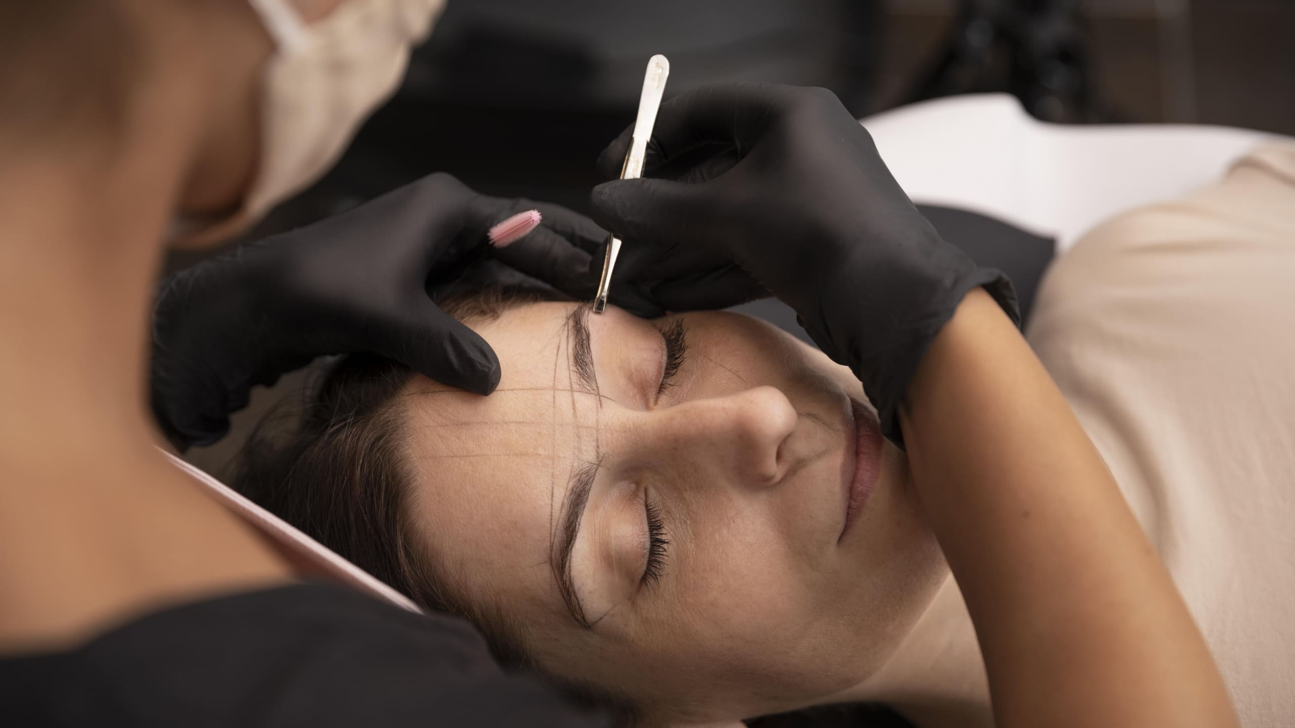 Chirurgie du sourcil